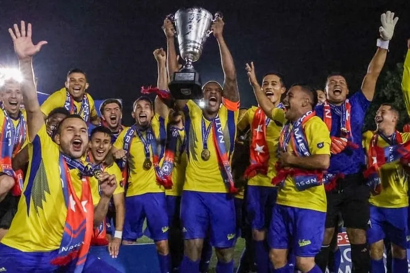 3 Goals in 8 Minutes: El Farolito beat FC Motown 2-1, win NPSL title