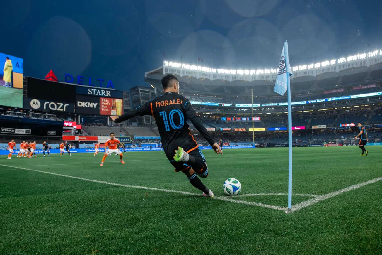 New York City loses to Houston on a miserable night in The Bronx